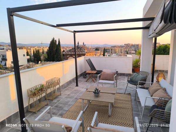 POWER HOME, Buchen Sie Ferienhaus Hotels mit Pool in Granada, Schwimmbad