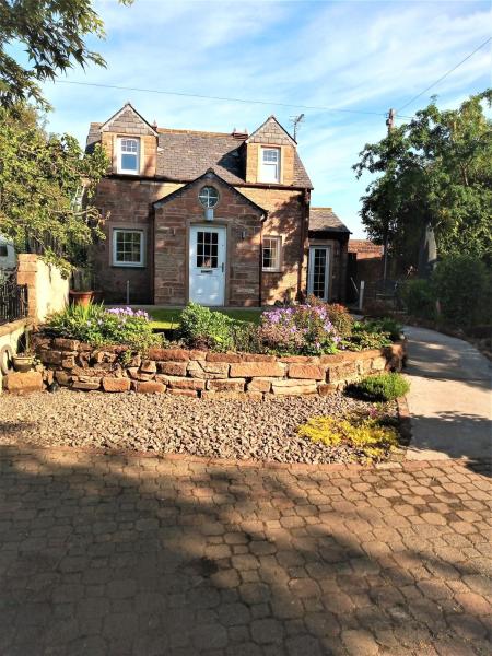 Laurieknowe Coach House, Buchen Sie Ferienhaus Hotels in Schottland mit Parkplatz, Parkplätze
