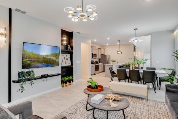 6 Bedroom- 4,5 Bathroom Windsor Island 1221 Ab, Buchen Sie Ferienhaus Villen in Florida, Villa