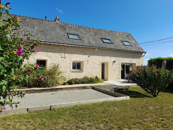 Gîte de charme rénové avec jardin clos, baignoire balnéo et proche dAngers - FR-1-622-27, Buchen Sie Ferienhaus Corzé Pays-de-la-Loire