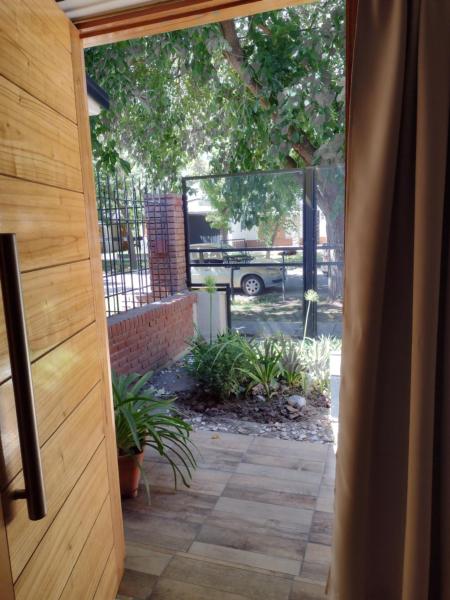 Petit Jardin, Prenota Bed & breakfast San Rafael Mendoza