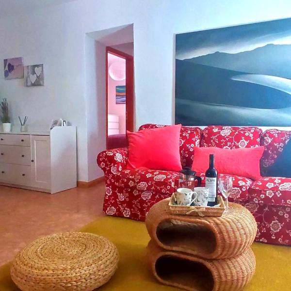 Casa Nela. Rural y acogedora en Las Puntas El Hierro, Buchen Sie Ferienhaus Hotels in El Hierro mit Parkplatz, Parkplätze