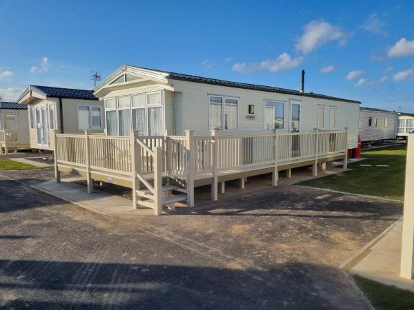 8 berth deluxe pg157 GOLDEN PALM CHAPEL ST LEONARDS PALM GROVE, Buchen Sie Campingplatz Hotels mit Pool in England, Schwimmbad