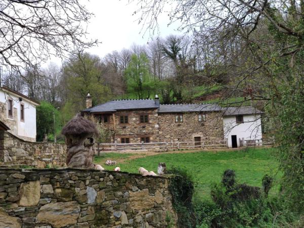Casas Eladio-Doncos, Buchen Sie Ferienhaus Doncos Galicien