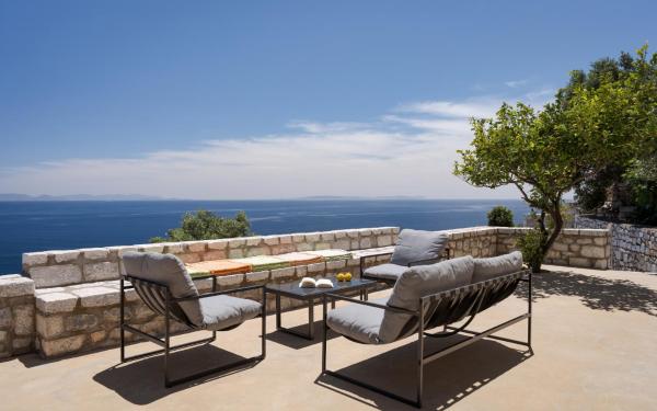 Prosilion Stone House, Book Vacation Home  
