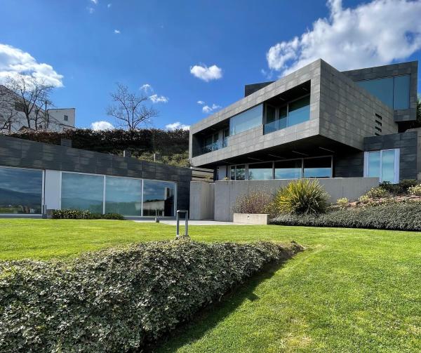 Tres Prismas Exclusive, Buchen Sie Ferienhaus Sarria, Lugo 