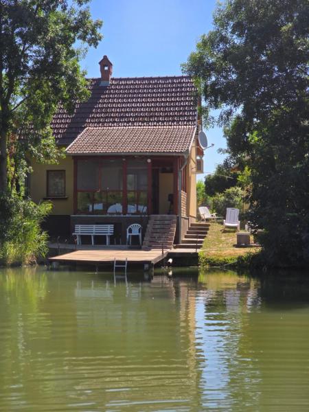 Adler vendégház horgász nyaraló, Réserver Maison de vacances Cottages à Southern Great Plain, Cottage