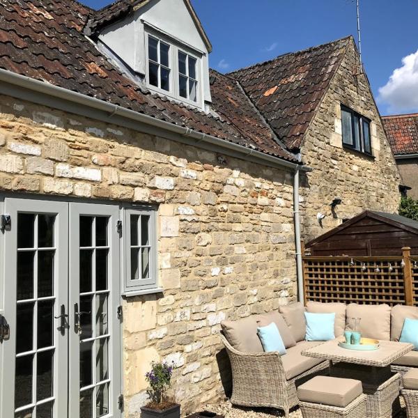 STABLES Stylish comfortable peaceful cottage with parking and outdoor space, Reserva ahora Casa o chalet Holt Wiltshire