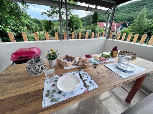 Neve Nincs NYARALÓ, Buchen Sie Ferienwohnung Balatonfüred 