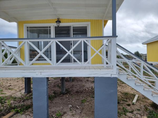 Captivating 1-Bed Cottage in Codrington