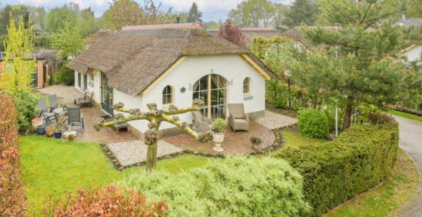 Royal Veluwe, Reserva ahora Casa o chalet Hoteles en Güeldres con aparcamiento, Aparcamiento