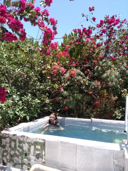 Maison du Bonheur costaricienne sur la plage avec bassin de rafraichissement, Reserva ahora Casa o chalet Parrita Puntarenas