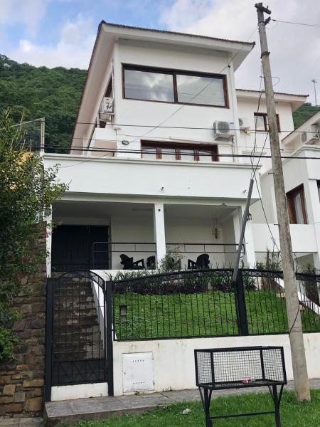 Departamento zona residencial CON PILETA, Prenota Affittacamere Salta Salta Province