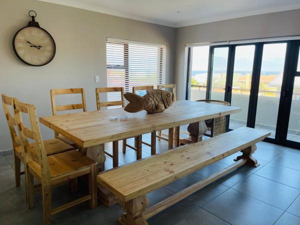 Tuscan House, Buchen Sie Ferienhaus Hartenbos Mossel