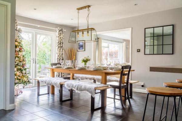 Innisfree Bath, Buchen Sie Ferienhaus Hotels in Somerset mit Parkplatz, Parkplätze