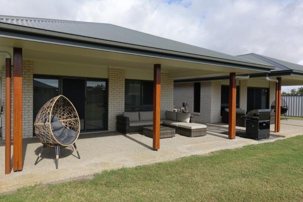 Bali Elliott Heads - Coastal Holiday Home near Boat Ramp, Reserva ahora Casa o chalet Hoteles en Queensland con aparcamiento, Aparcamiento