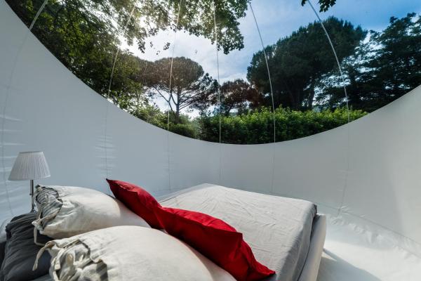 Bubble Room Under The Tuscan Stars Bubble, Buchen Sie Zelt-Lodge Hotels in Vicopisano mit Parkplatz, Parkplätze