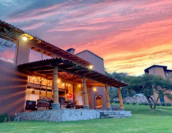 Cabaña EN Country Club Con Vista Espectacular, Buchen Sie Ferienhaus Hotels in Jalisco mit Parkplatz, Parkplätze