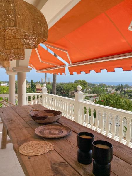 Casa de Colina - great seaview - Marbella, Prenota Villa Marbella Costa del Sol
