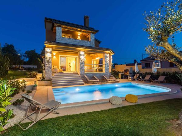 Holiday home in Mekisi kod Vizinade - Istrien 41755, Reserva ahora Casa o chalet Hoteles en Istria central con piscina, Piscina