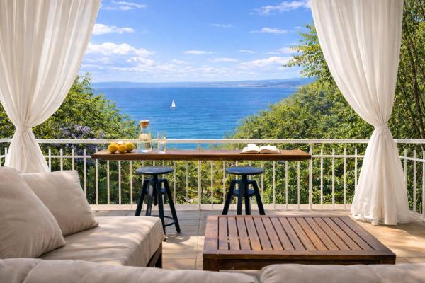2BR Boutique Farmhouse Retreat - walk to the beach, Prenota Boutique Néoi Epivátai Macedonia