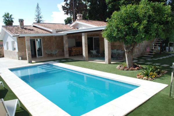 CASA VACACIONAL MÁLAGA 14 Chalet, Prenota Chalet Hotel a Costa del Sol con piscina, Piscina