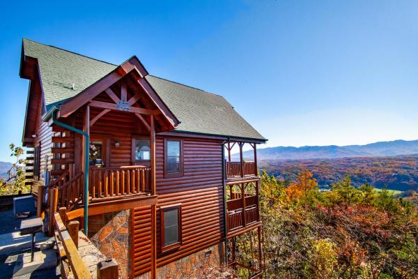 Above It All with Mountain Views, Hot Tub and Theater Room, Buchen Sie Ferienhaus Sevierville Great Smoky Mountains