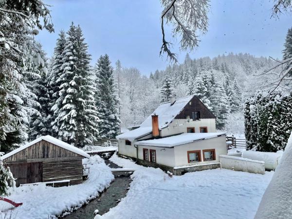Paprsek - Chalupa V Medvědí rokli - Bärengraben, Prenota Chalet Malé Vrbno Regione di Olomouc