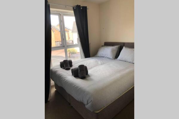 Dudley House **Staycation & Contractors** Sleeps 7, Buchen Sie Ferienhaus Tipton West Midlands