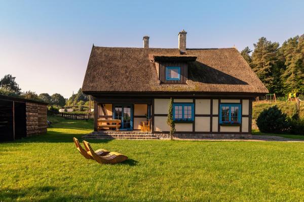 Kaszuby, dom kaszubski nad jeziorem Danielowa Dolina, Reserva ahora Casa o chalet Hoteles en Pomerania con aparcamiento, Aparcamiento