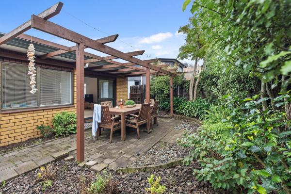 Valley Palms - Mt Maunganui Holiday Home, Buchen Sie Ferienhaus Hotels in Nordinsel mit Parkplatz, Parkplätze