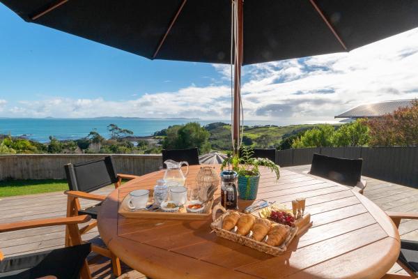 Luxury Lookout - Cable Bay Holiday Home, Buchen Sie Ferienhaus Cable Bay Far North