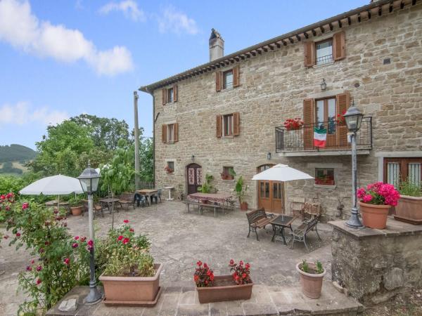 Belvilla by OYO Bilocale 2adeg Piano, Prenota  Hotel a Umbria con parcheggio, Parcheggio