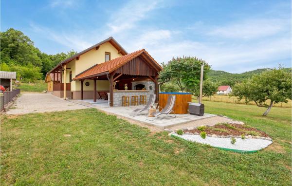 Gorgeous Home In Klanac With Kitchen, Prenota Casa vacanze Klanac 