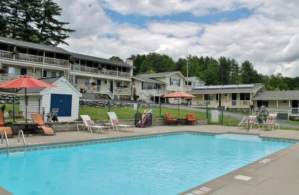 Inn on The Hill, Buchen Sie  Hotels in New York State mit Pool, Schwimmbad