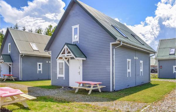 2 Bedroom Pet Friendly Home In Rewal, Reserva ahora Casa o chalet Hoteles en Pomerania Occidental con piscina, Piscina
