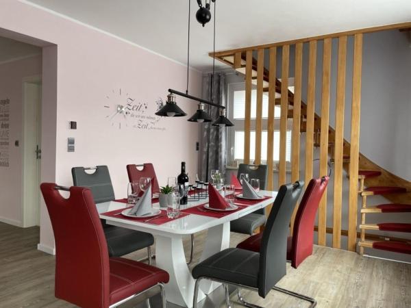 Ferienhaus BellaVita, Reserva ahora Casa o chalet Hoteles en Eichsfeld con aparcamiento, Aparcamiento