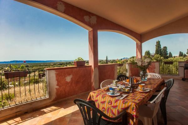 Casa Elena, Buchen Sie Ferienhaus Cottages in Sulcis Iglesiente, Cottage