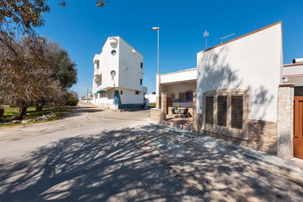 Villino Vanessa by BarbarHouse, Buchen Sie Ferienhaus Torre Lapillo Porto Cesareo