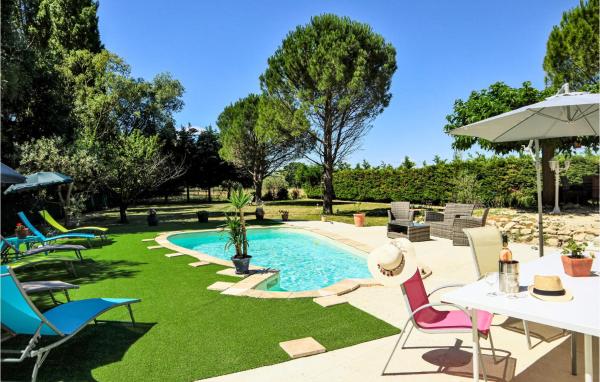 Amazing Home In Valréas With Wifi, Prenota Casa vacanze Hotel con piscina a Valchiusa, Piscina