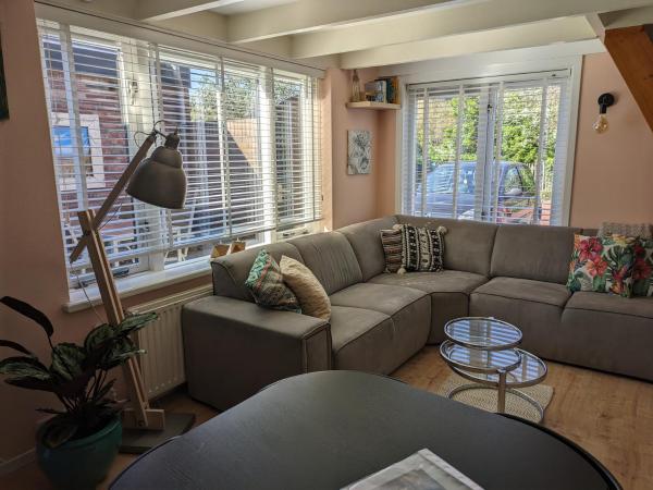Knus huisje met prachtige nieuwe badkamer - Distelhoek, Book Vacation Home Egmond Aan Zee 