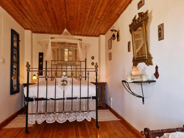 Kassandras place in Omodos village, Book Vacation Home Omodos Limassol Region