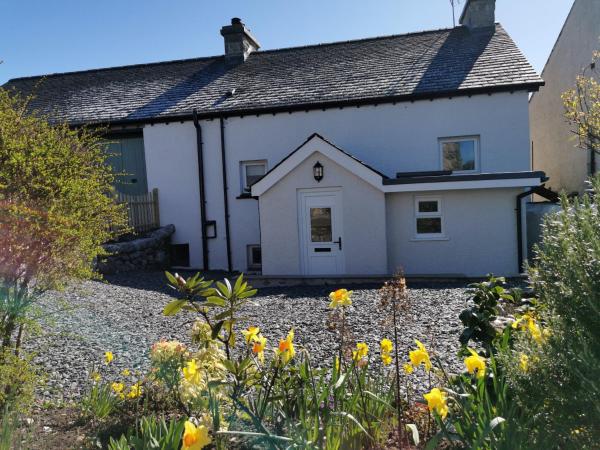 Hillside Farm Cottage, Buchen Sie Ferienhaus Grange-over-Sands 