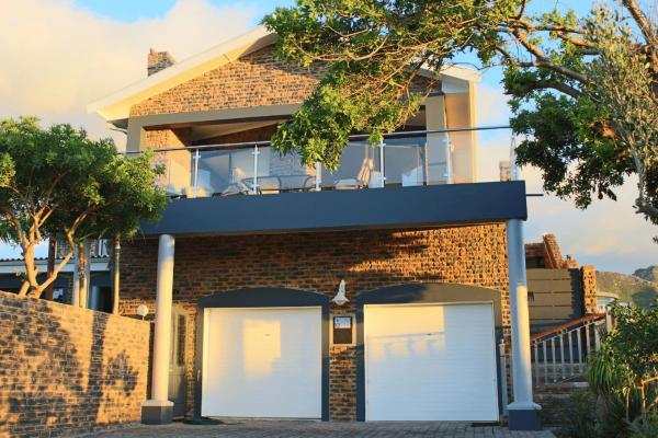 Kleinmond - Fairview on First, Buchen Sie Ferienhaus Hotels in Caledon mit Pool, Schwimmbad