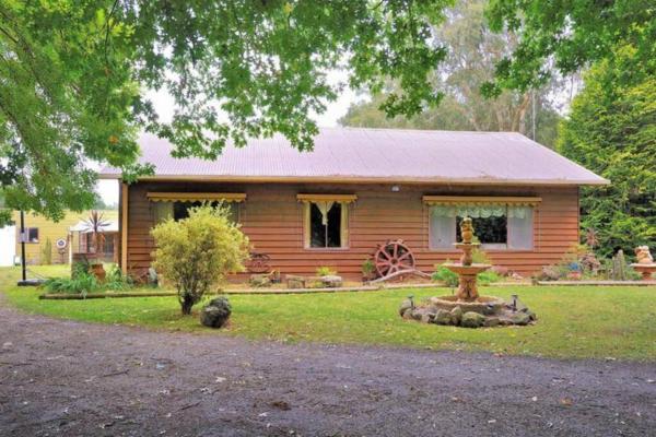 Jindi Hills Retreat, Buchen Sie Ferienhaus Jindivick Victoria