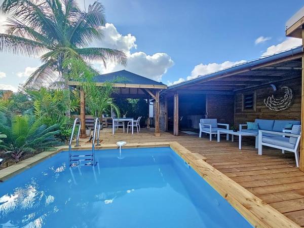 Villa lAnjou Créole a Sainte Anne en Guadeloupe avec piscine privée et 2 chambres pour 4 personnes, Prenota Casa vacanze Hotel con piscina a Grande-Terre, Piscina