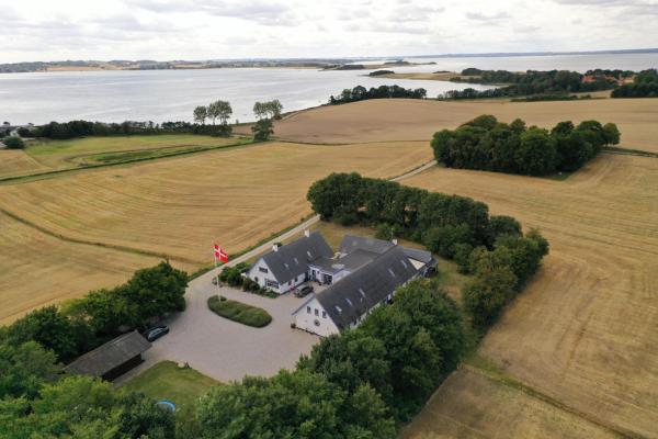 Rolsø Retreat, Prenota Casa vacanze Hotel a Vestjylland con parcheggio, Parcheggio