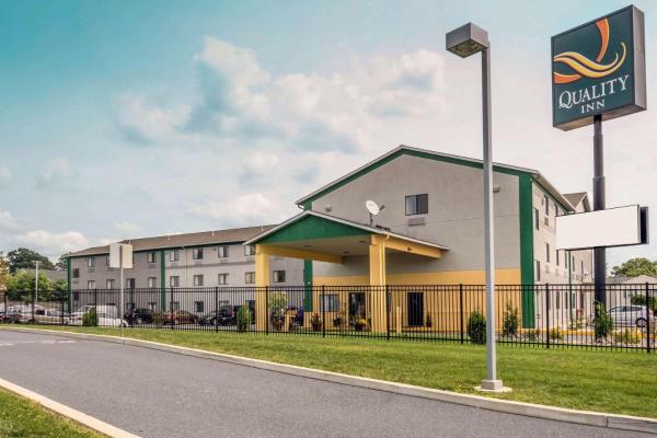 Motel 6 Lancaster