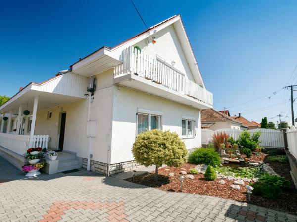Apartment Gabor by Interhome, Buchen Sie Ferienwohnung Hotels in Südtransdanubien mit Parkplatz, Parkplätze