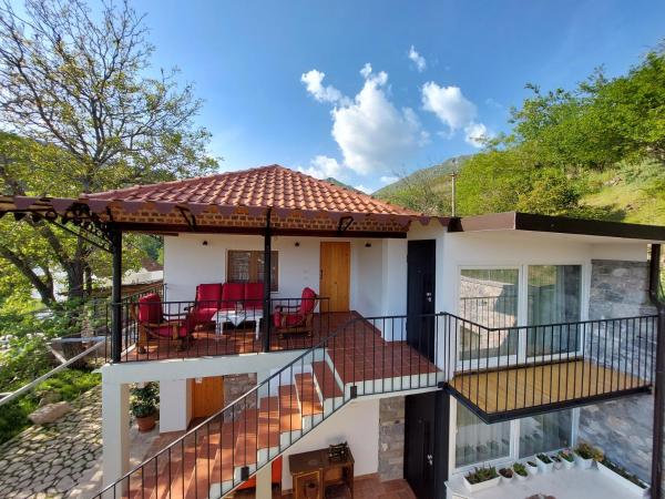 VILA RIRA - Rrajcë, Shebenik, Buchen Sie Pension Përrenjas Landkreis Elbasan